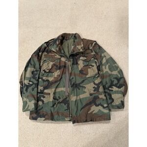 Vintage U.S. Army M-65 Field Jacket Woodland Camo Small Short Hooded